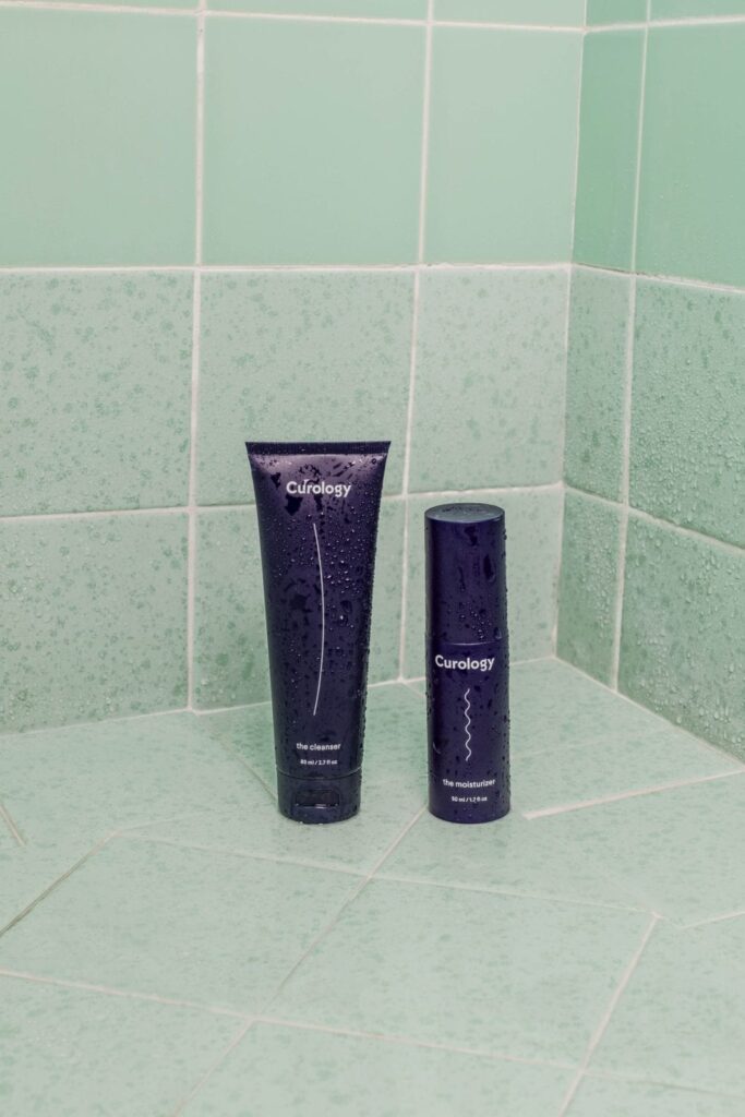 Photo 1556228578 0d85b1a4d571 683x1024